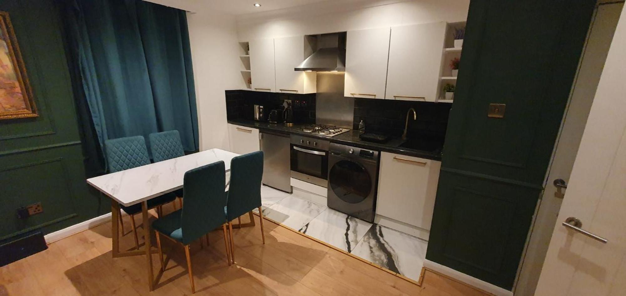 Luxurious Flat 19Min From London, 7Min To Station Διαμέρισμα Harrow Εξωτερικό φωτογραφία